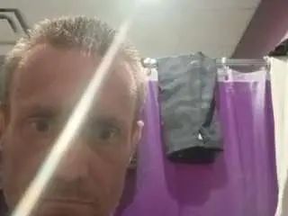 View the uncut clip of Gay sex chat with spungod4u
