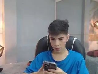 Watch full scene named Gay sex chat with ash-kai