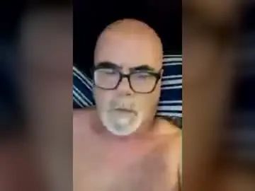Stream the HD clip called Gay sex chat with peloncito10