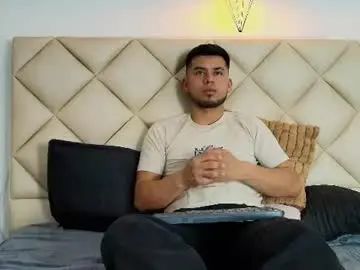 Enjoy watching this complete clip titled Gay sex chat with thiagovegga