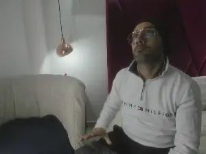Watch HD scene titled Gay sex chat with Thiago_Sins