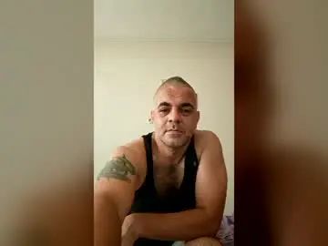 View hardcore clip titled Gay sex chat with wildrooooster