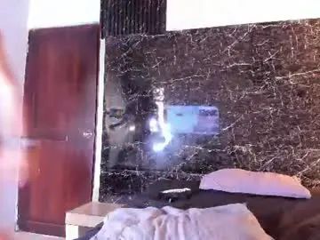 Watch HD video of Gay sex chat with emanuel_26
