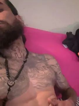 View complete scene called Gay sex chat with Fifshadesofbrwn