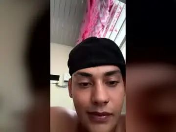 Watch this hardcore video named Gay sex chat with smallxavier_