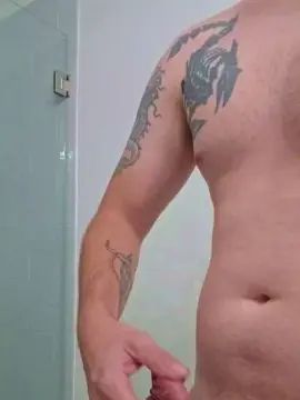 Enjoy watching HD movie called Gay sex chat with Headhunter