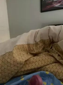 Play this full scene called Gay sex chat with benji445