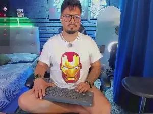 Stream complete scene of Gay sex chat with DavidEvans