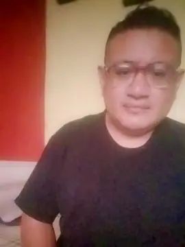 Watch complete scene of Gay sex chat with josenegrete4