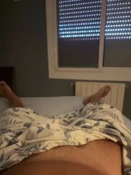 Stream the complete scene titled Gay sex chat with Javi0048