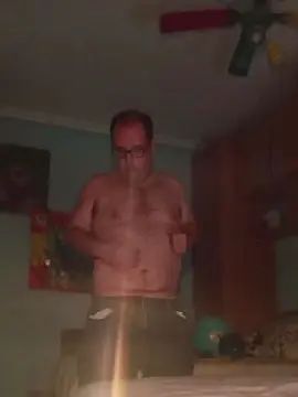 Watch uncensored movie of Gay sex chat with Francisco3808