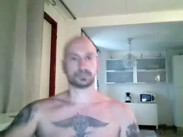Stream this complete video named Gay sex chat with suomimies89