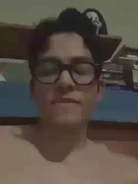 View the HD movie of Gay sex chat with leosam