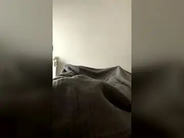 Stream this uncut scene called Gay sex chat with jcbdg21324094