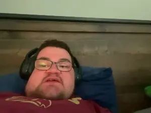 Play the complete video named Gay sex chat with bootysmasher18