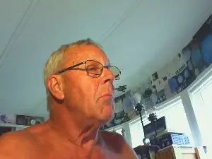 View the HD movie named Gay sex chat with Nudistforever