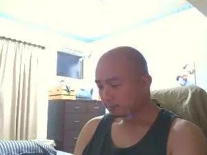 Watch the full clip named Gay sex chat with goeninbee
