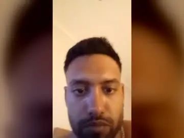 Stream the uncut clip of Gay sex chat with bearpapi858412