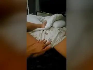Stream the uncensored scene titled Gay sex chat with mjb15582