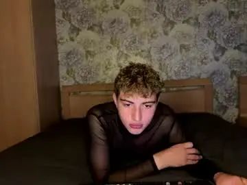 View the complete scene titled Gay sex chat with alfredsweet