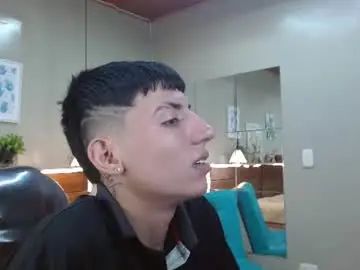 Watch this complete clip called Gay sex chat with brayancastro18