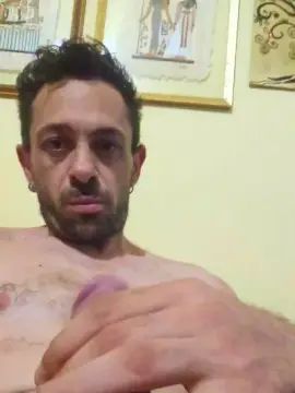 View the HD movie named Gay sex chat with Richi85