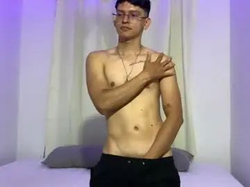 View this hardcore video titled Gay sex chat with drakoxxx11