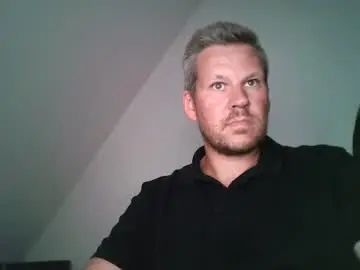 Enjoy watching complete scene of Gay sex chat with b125953